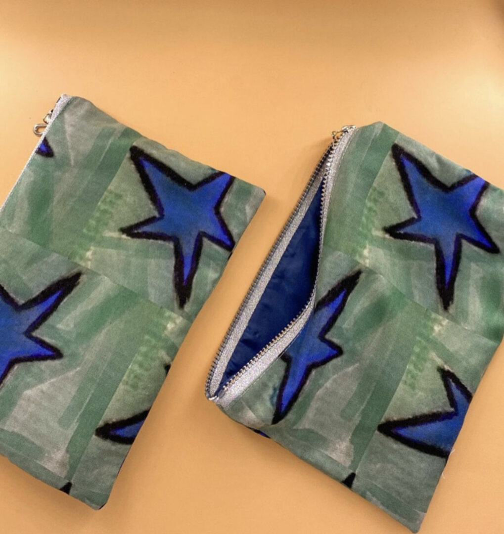 კოსმეტიკის ჩანთა \Cosmetic Bag (Blue Stars)